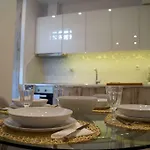 Apartament The Key To Skg